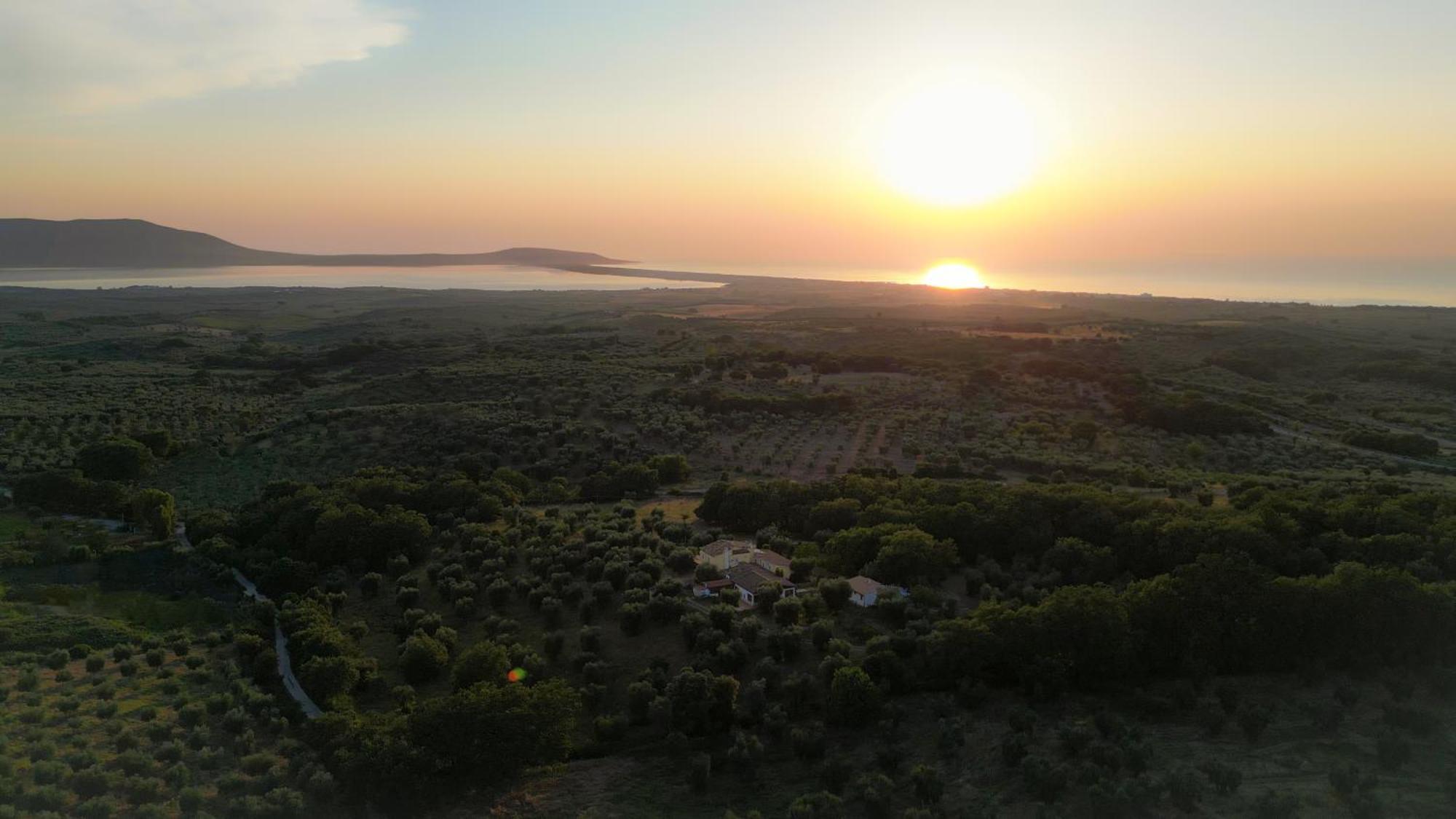 Masseria Procacci อิสกิเตลลา ภายนอก รูปภาพ